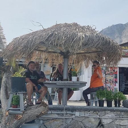 Pleasure Seaside Rooms 佩里萨 外观 照片