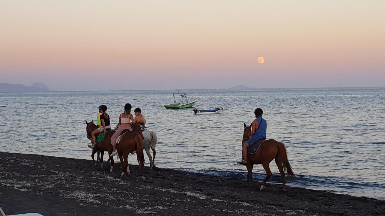 Pleasure Seaside Rooms 佩里萨 外观 照片